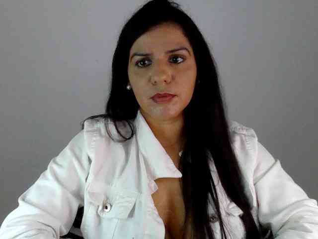 AylaBelo webcam