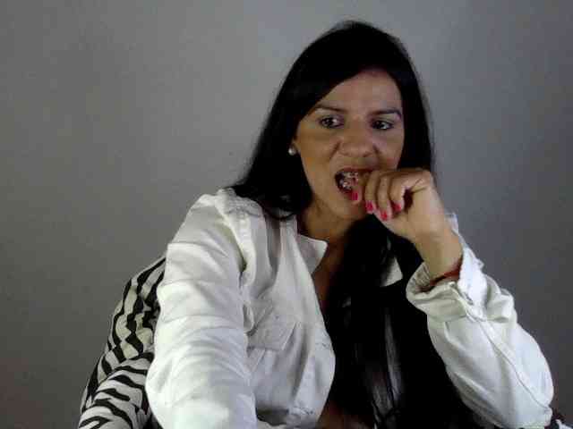 AylaBelo webcam