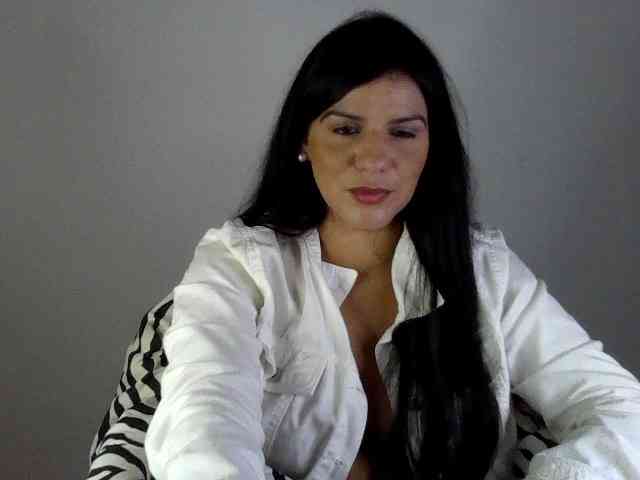 AylaBelo webcam