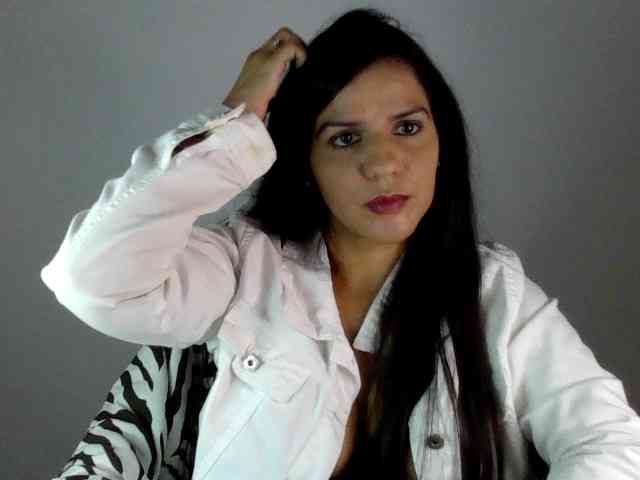 AylaBelo webcam