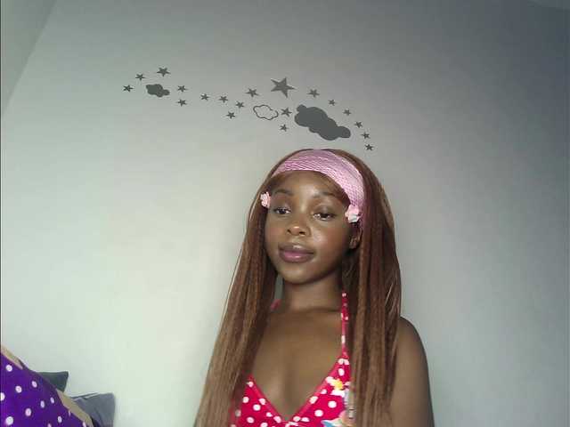 YumTam's BongaCams show and profile