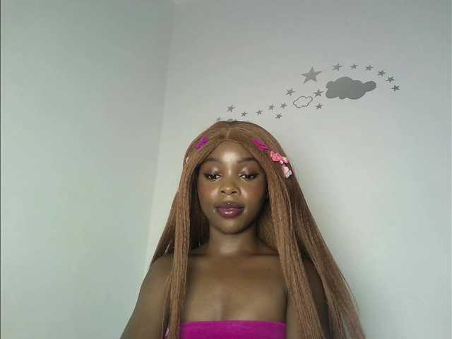 YumTam's BongaCams show and profile