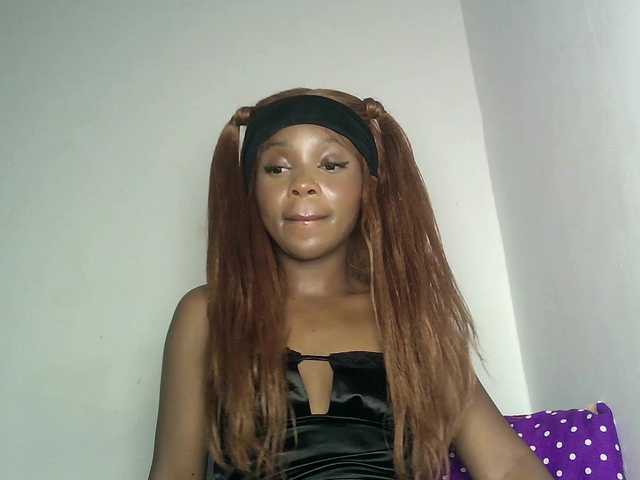 YumTam's BongaCams show and profile