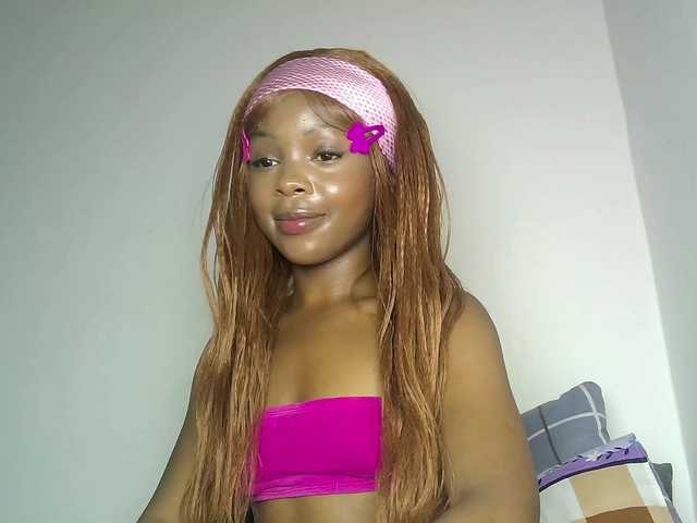 YumTam's BongaCams show and profile