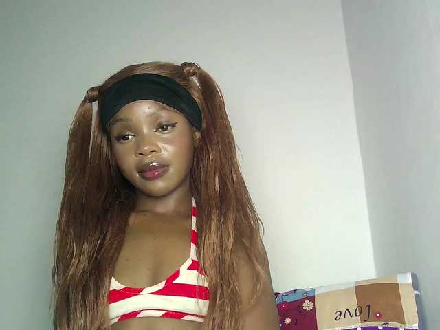 YumTam's BongaCams show and profile