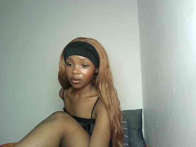 YumTam Live Webcam on BongaCams