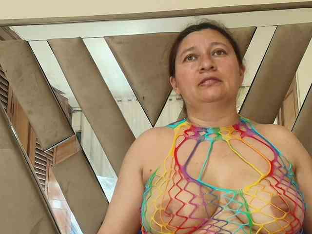 lilith-torres webcam