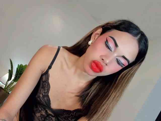 ursassytiffany Live Webcam on BongaCams