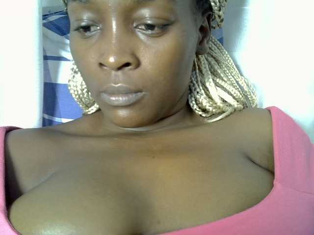 Lisakissy webcam bongacams model stream image