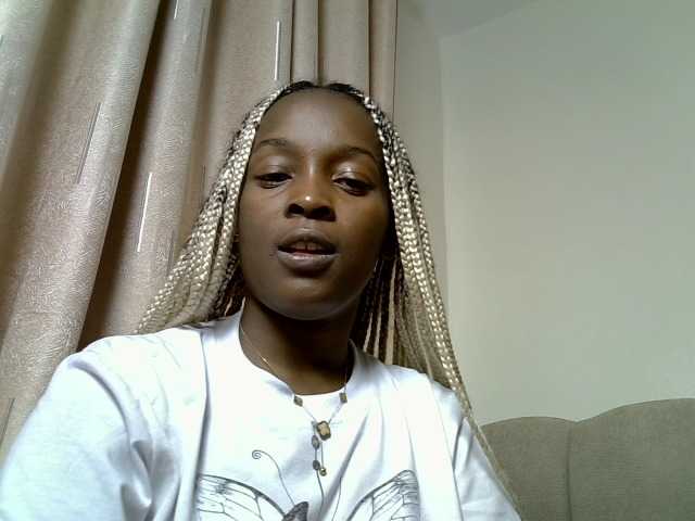 Lisakissy webcam bongacams model stream image