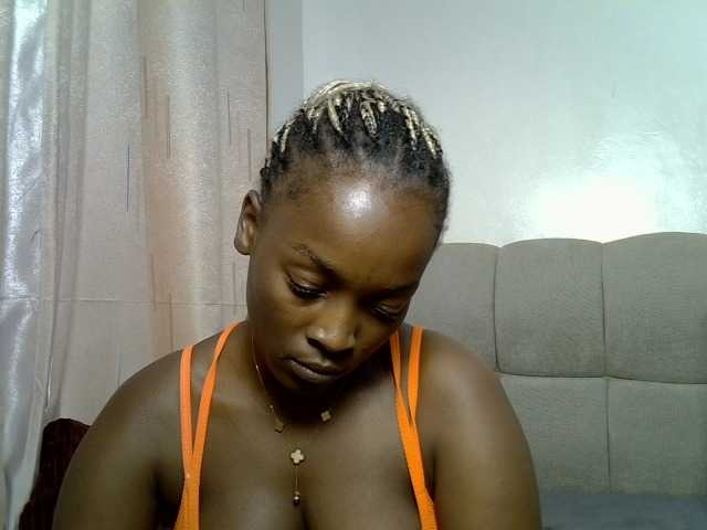 Lisakissy webcam bongacams model stream image