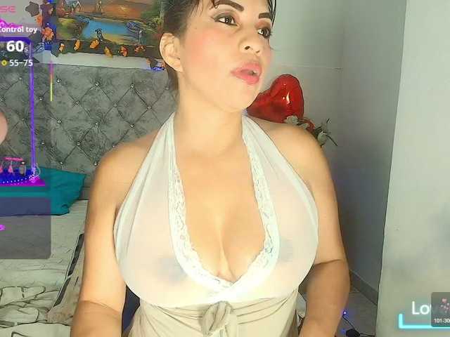 Naatashaa's BongaCams show and profile