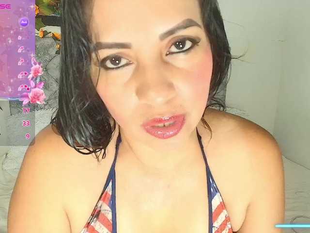 Naatashaa's BongaCams show and profile