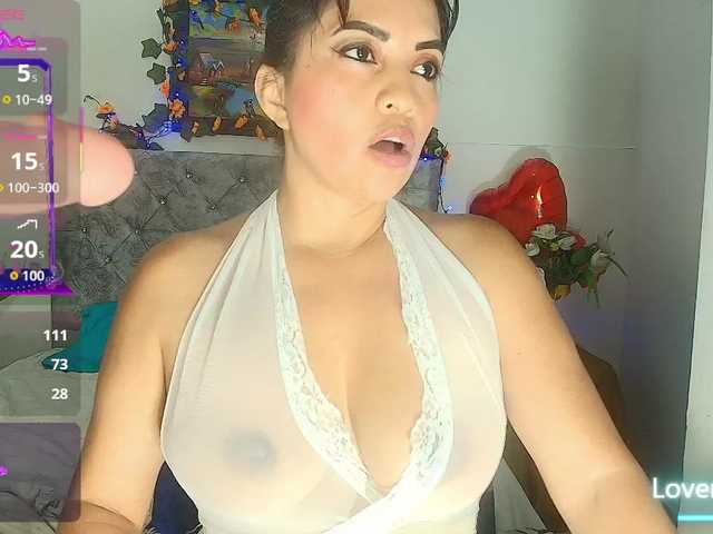 Naatashaa's BongaCams show and profile