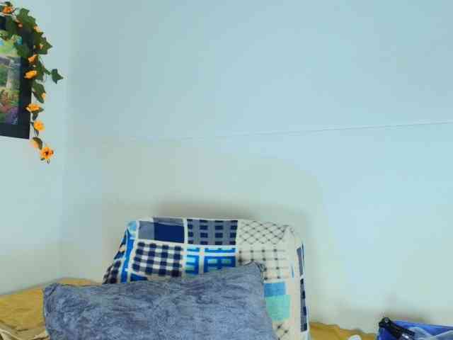 Naatashaa webcam