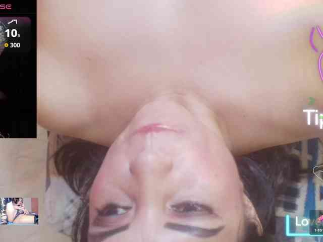 Naatashaa webcam