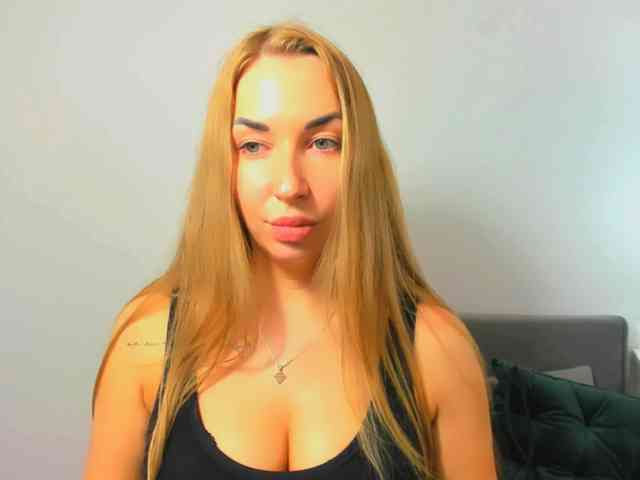 AriaBeauty webcam