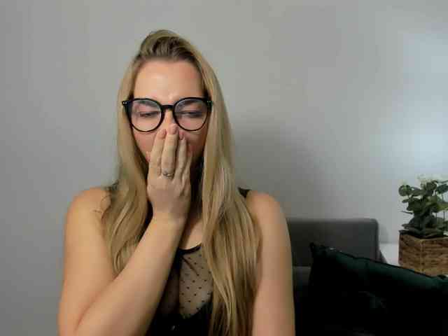 AriaBeauty webcam