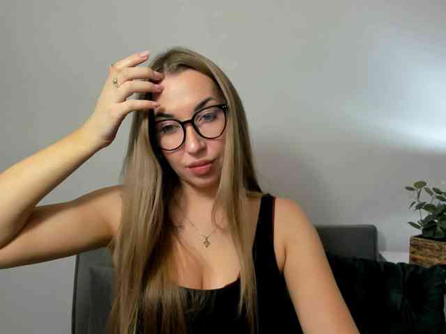 AriaBeauty webcam