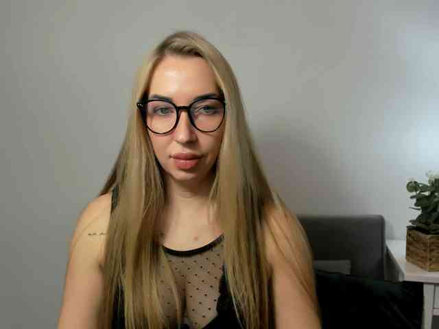 AriaBeauty webcam
