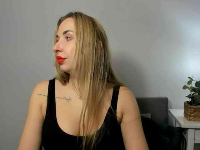 AriaBeauty webcam
