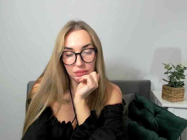 AriaBeauty webcam