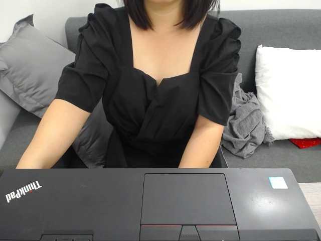 --Luna--'s BongaCams show and profile
