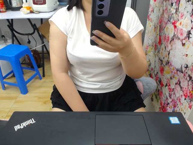 --Luna--'s BongaCams show and profile