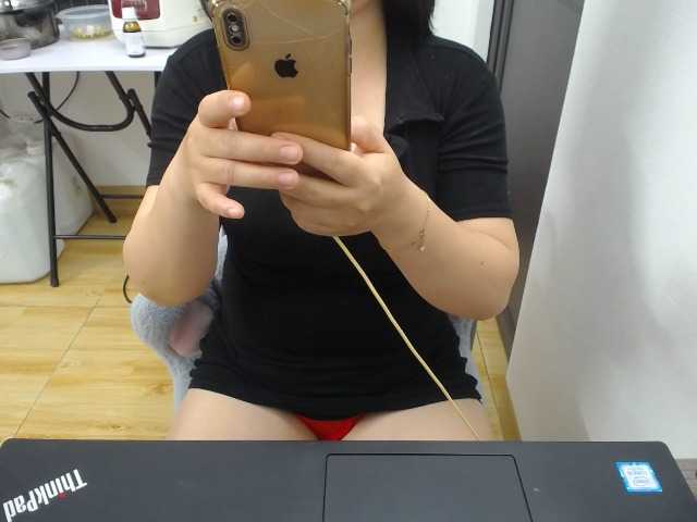 --Luna--'s BongaCams show and profile