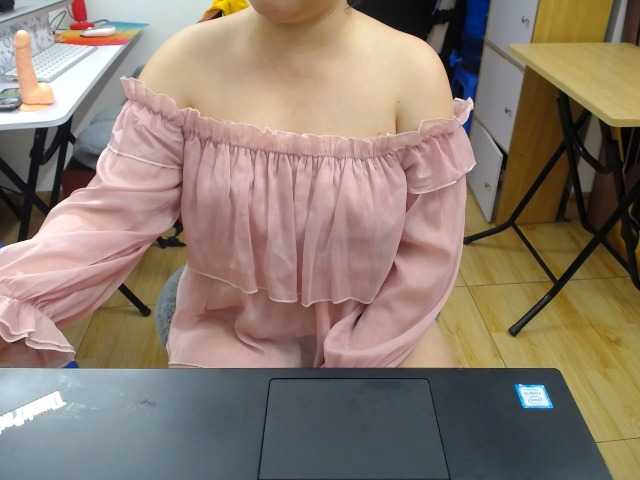 --Luna--'s BongaCams show and profile