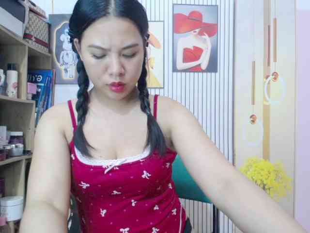 --Luna-- webcam