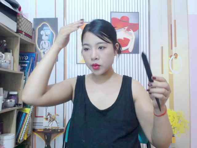 --Luna-- webcam