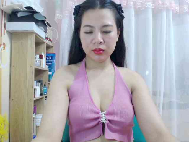 --Luna-- webcam