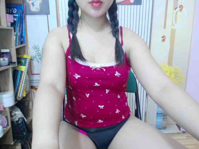 --Luna-- webcam