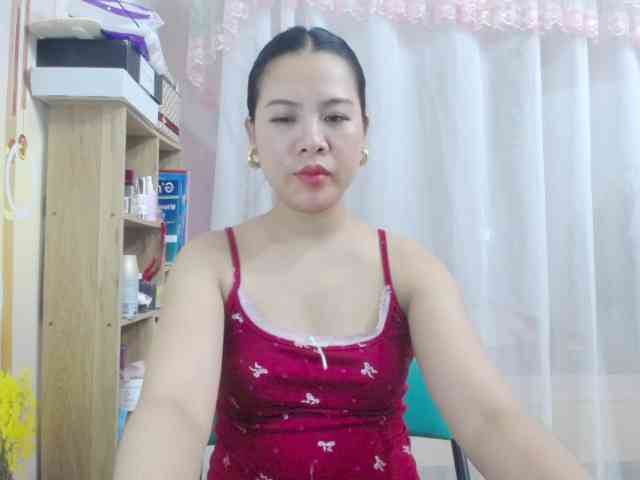 --Luna-- webcam