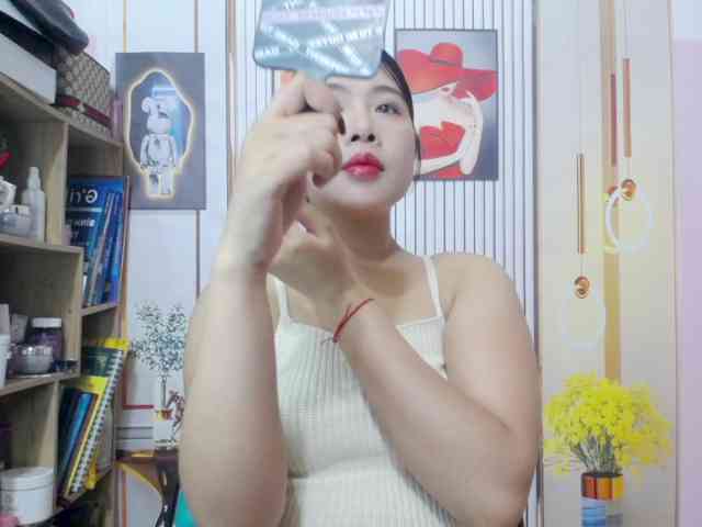 --Luna-- webcam