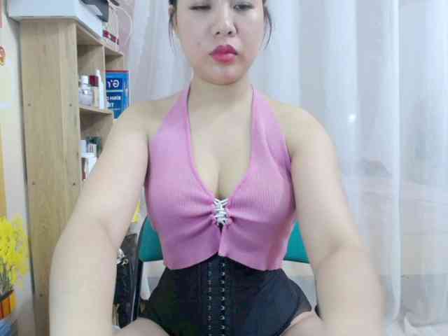 --Luna-- webcam