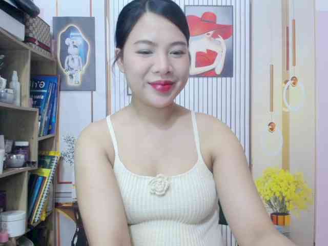 --Luna-- webcam