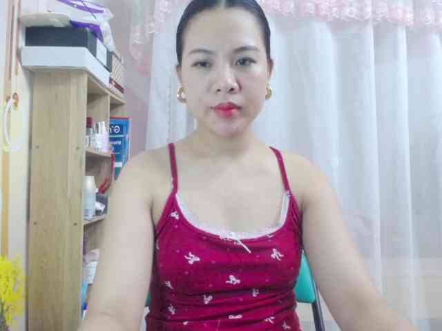 --Luna-- webcam
