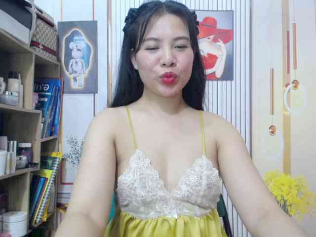--Luna-- webcam