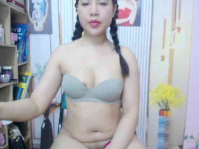 --Luna-- webcam
