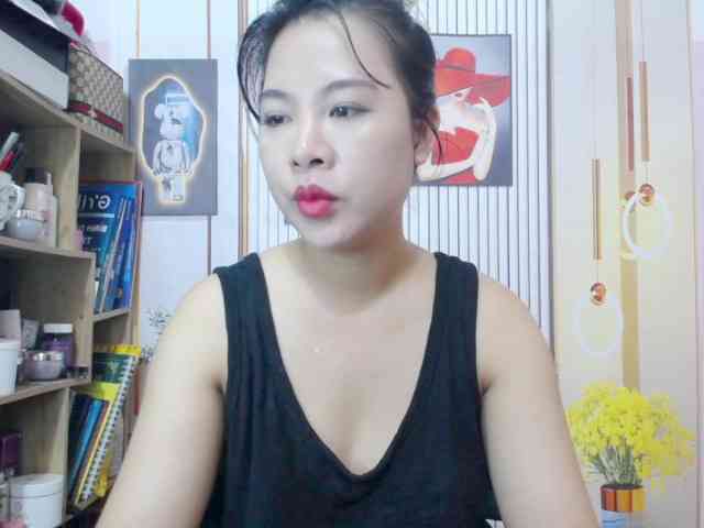--Luna-- webcam