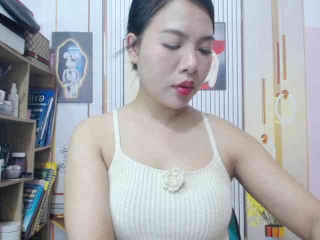 --Luna-- webcam