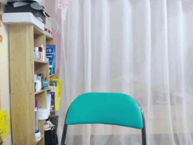 --Luna-- webcam