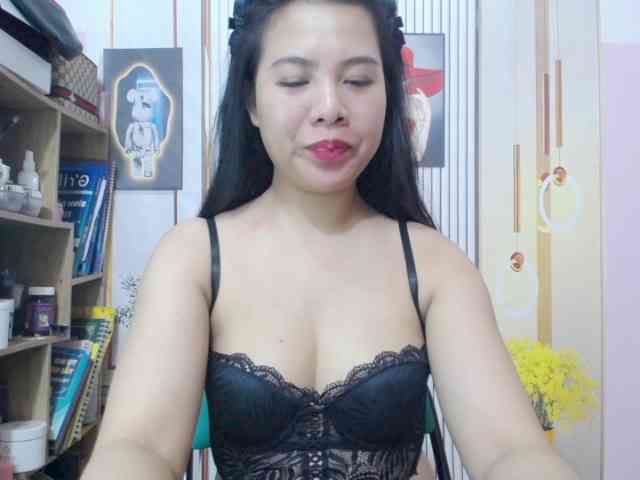 --Luna-- webcam