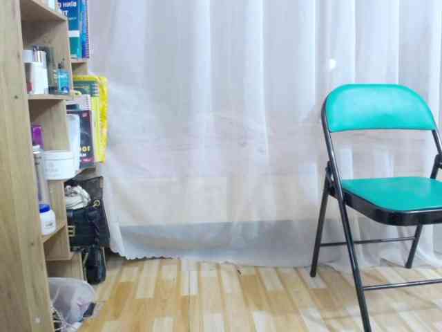 --Luna-- webcam