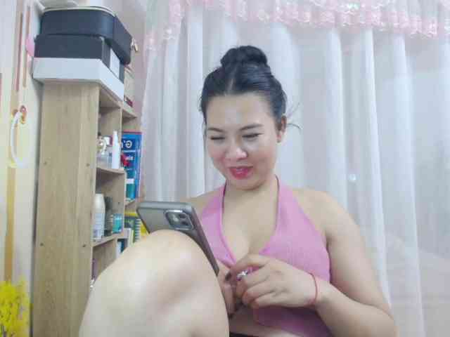 --Luna-- webcam
