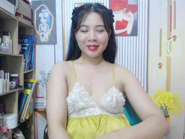 --Luna-- webcam