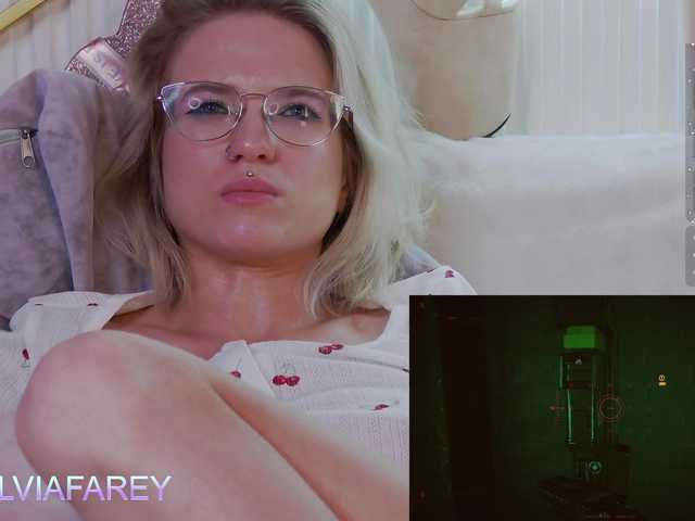 calviafarey's BongaCams show and profile