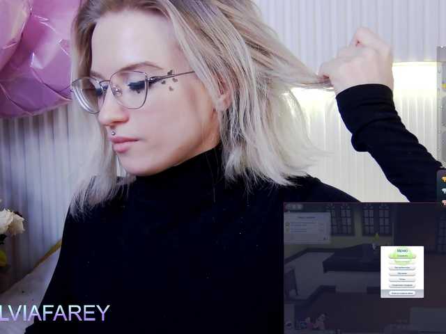 calviafarey's BongaCams show and profile